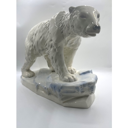 Фарфоровая статуэтка "Белый медведь на льдине" Германия Sitzendorf нач. ХХ в