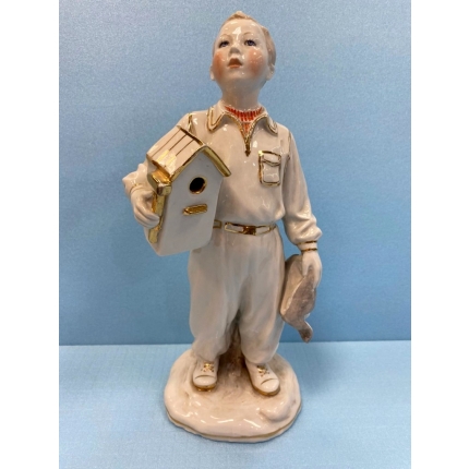 Фарфоровая статуэтка "Мальчик со скворечником" СССР Дулево 1954 г       