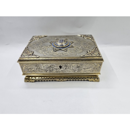 Шкатулка с эмалевой накладкой. 1889г.