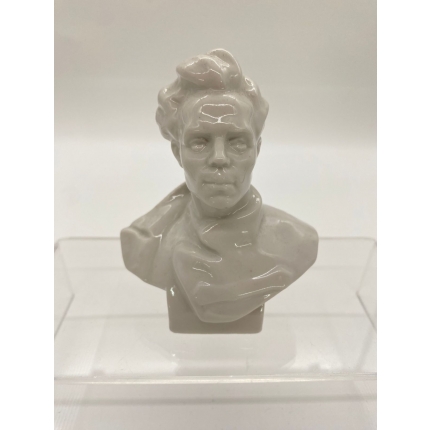 Бюст Островский