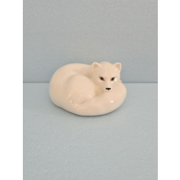 Фарфоровая статуэтка " Полярная лиса"