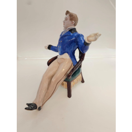 Фарфоровая статуэтка "Хлестаков"