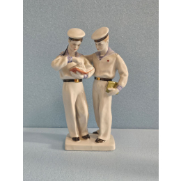 Фарфоровая статуэтка "  Моряки Нахимовцы"