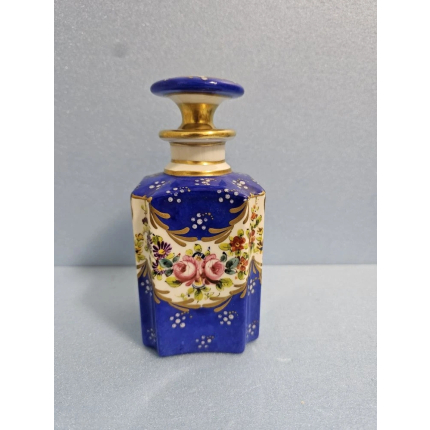 Флакон для духов. Жакоба Пети. 19 век