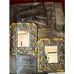 Парные бронзовые рамки для фотографий или зеркал. 