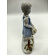 Фарфоровая статуэтка " Девочка с белочками" Германия.