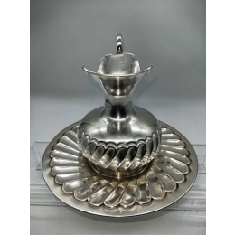 Серебряный Кувшин с подносом.