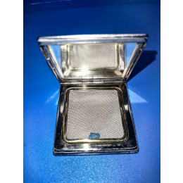 Серебряная пудреница. 84 проба.