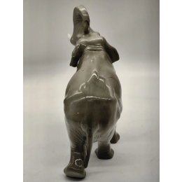 Фарфоровая статуэтка "Слон серый" ЛФЗ