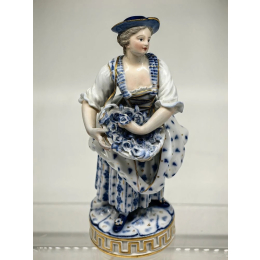 Фарфоровая статуэтка " Дама с розами" Meissen